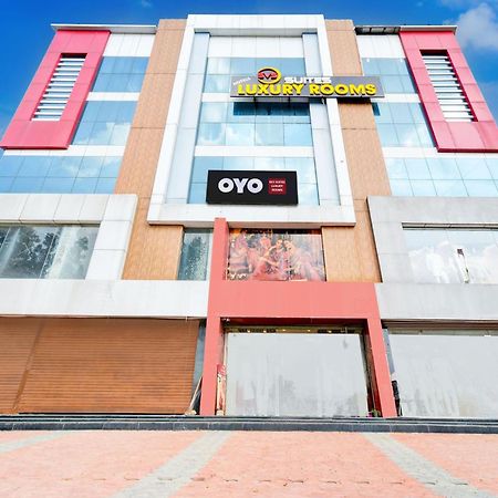 Hotel O Svs Suites Luxury Rooms Trimulgherry Экстерьер фото