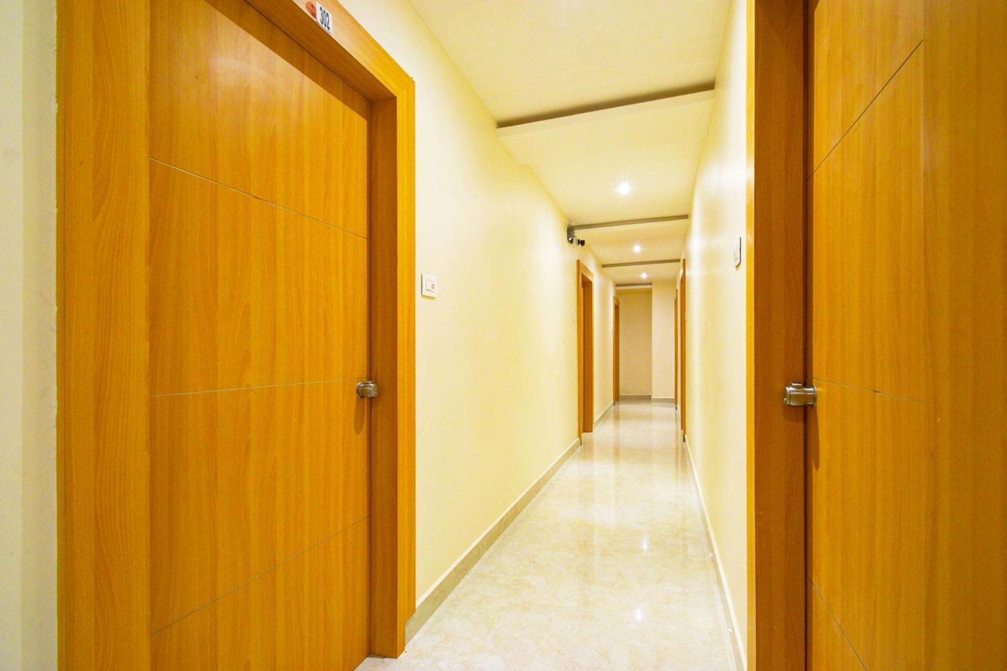 Hotel O Svs Suites Luxury Rooms Trimulgherry Экстерьер фото
