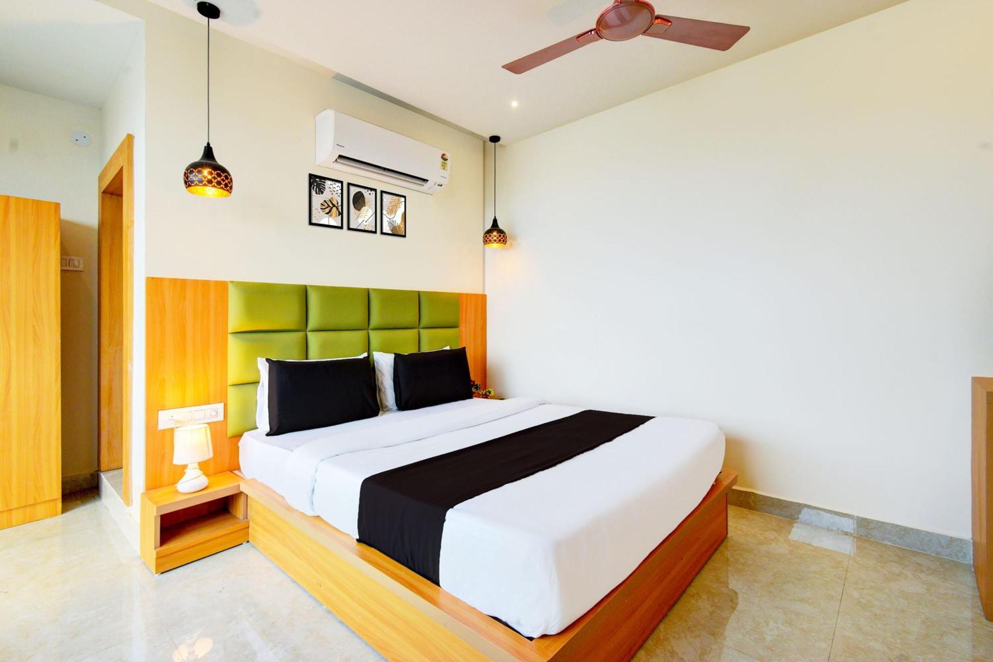 Hotel O Svs Suites Luxury Rooms Trimulgherry Экстерьер фото
