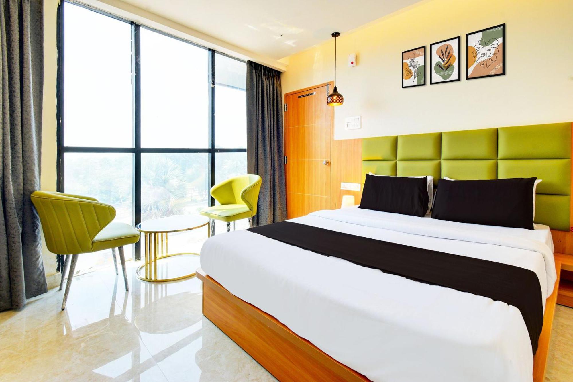 Hotel O Svs Suites Luxury Rooms Trimulgherry Экстерьер фото